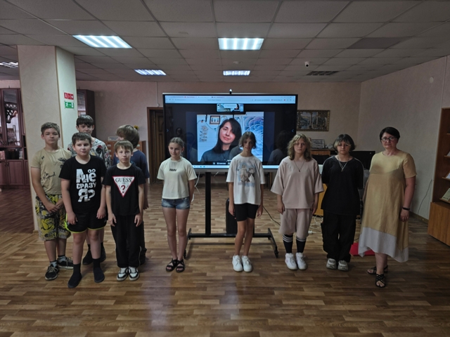 Онлайн-встреча с детской писательницей Юлией Агаповой